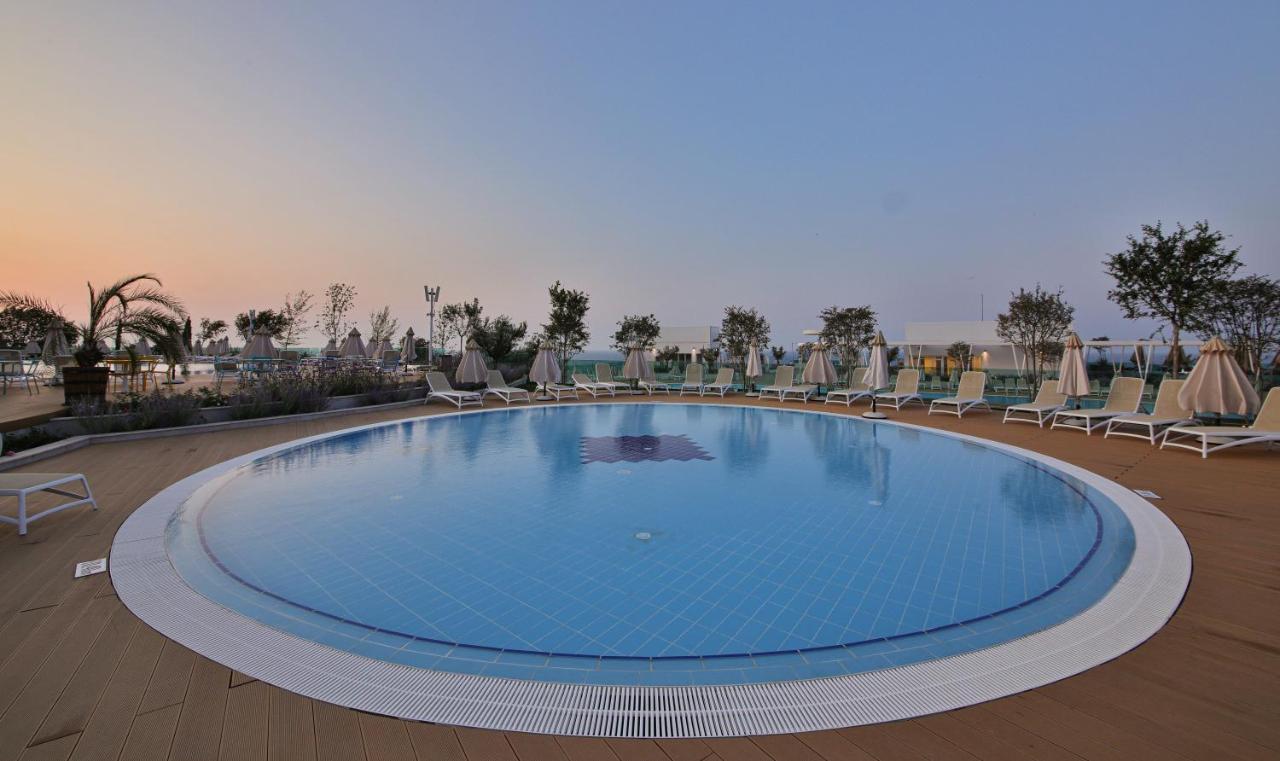 White Lagoon Resort كافارنا المظهر الخارجي الصورة